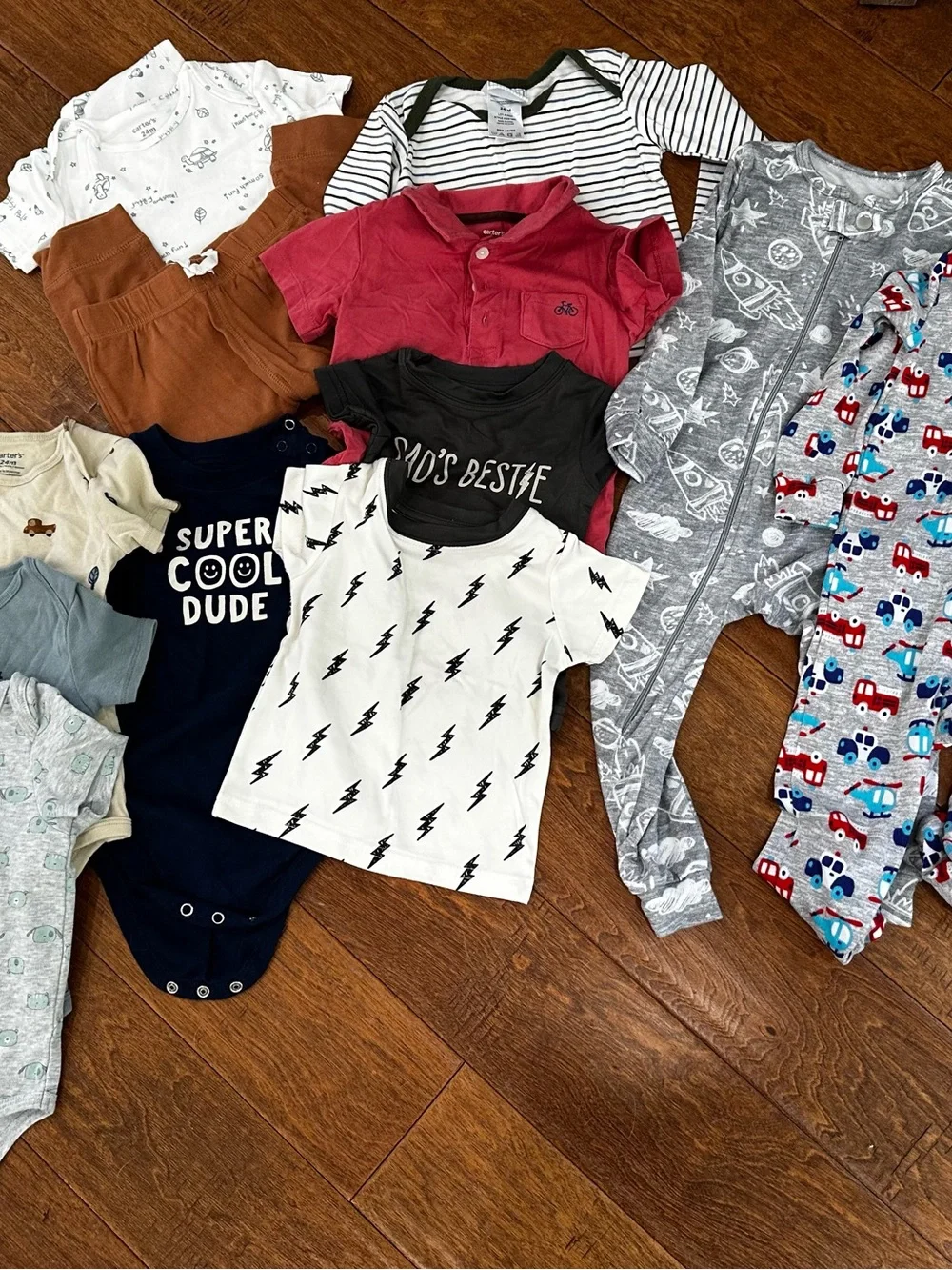Carters and other various brands size 24 months boys lot of 12 items